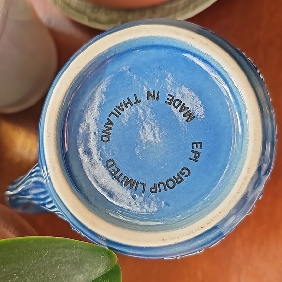 3D Marine Ocean Blue Dolphin Handle Mug - Picture 5 of 7